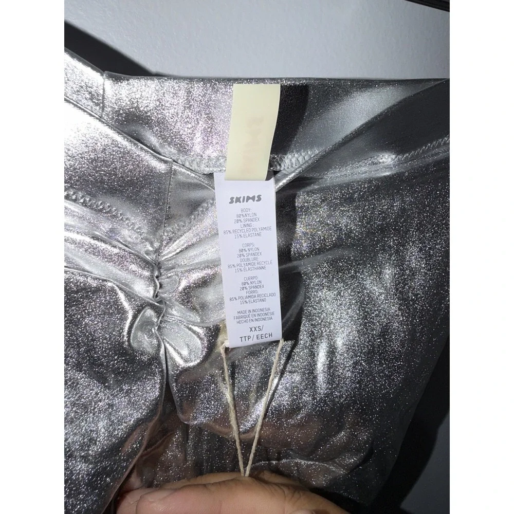 NWT SKIMS Metallic Swim V Waist Pant Size XXS Nickel 1